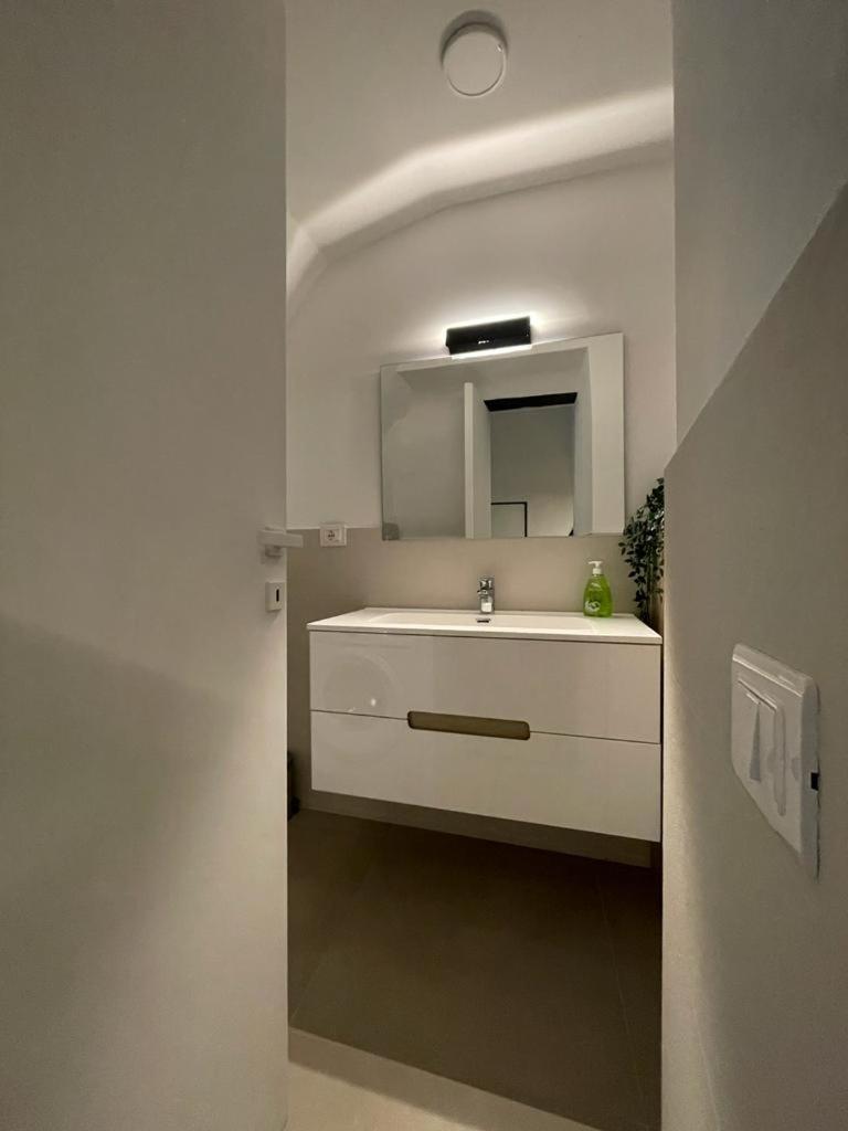 Happy Family Apartments Il Doge Генуя Экстерьер фото